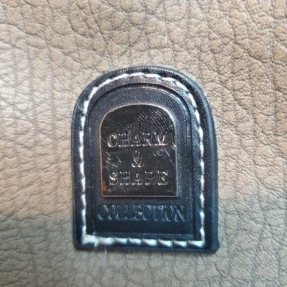 Backpack - Picture 3 of 9